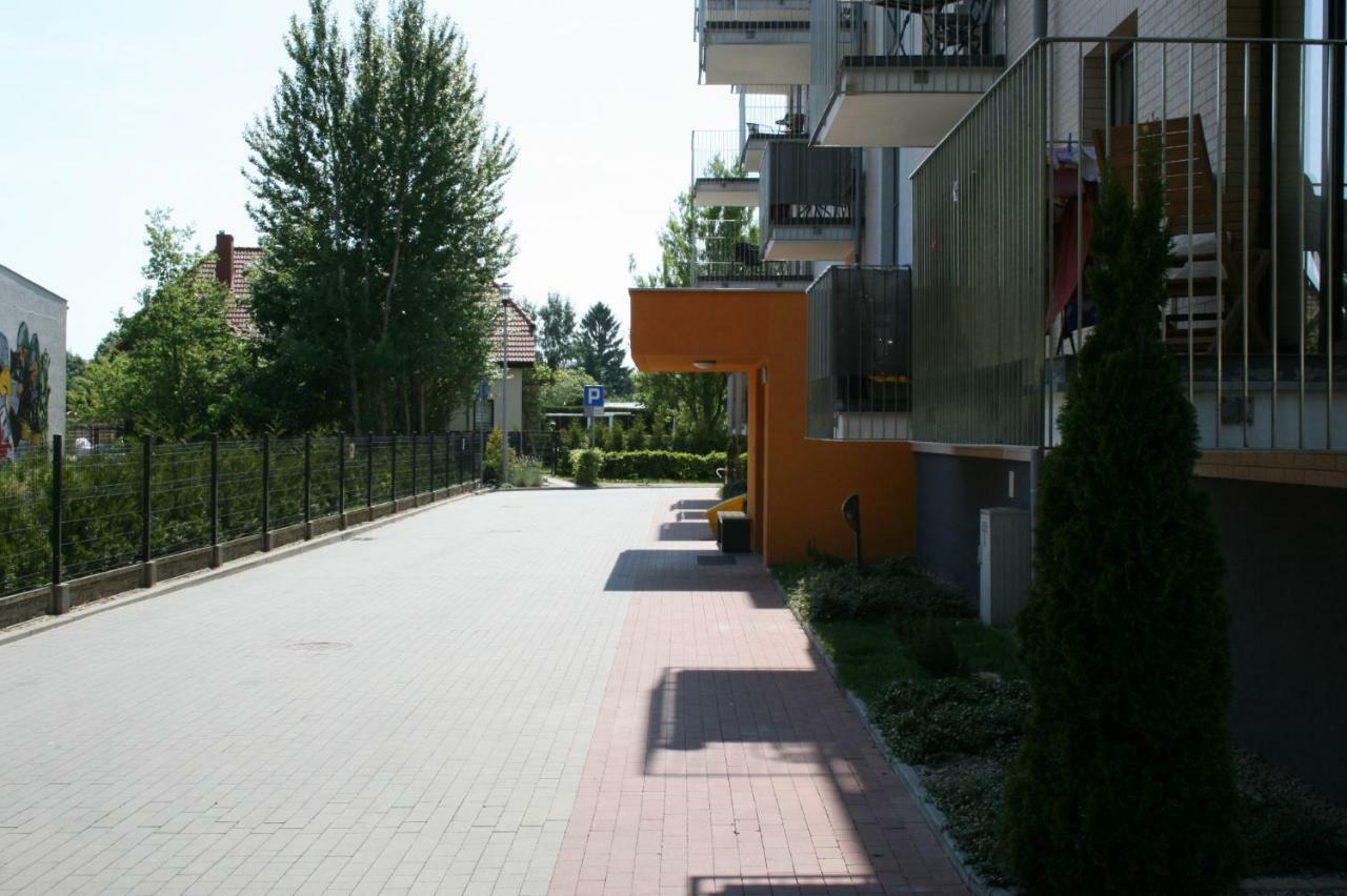 Grey & White Pogodne Apartment Kolobrzeg Luaran gambar