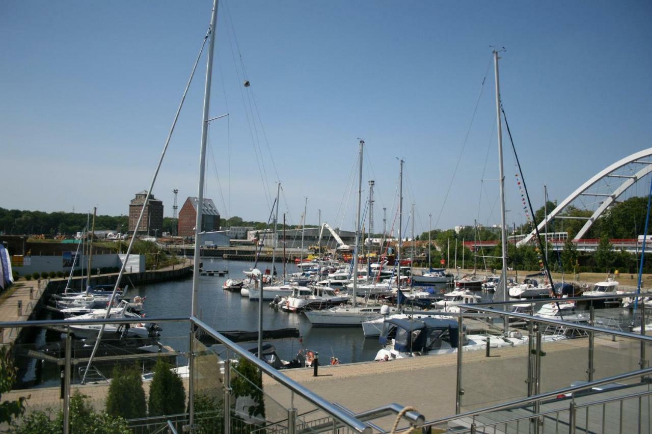 Grey & White Pogodne Apartment Kolobrzeg Luaran gambar